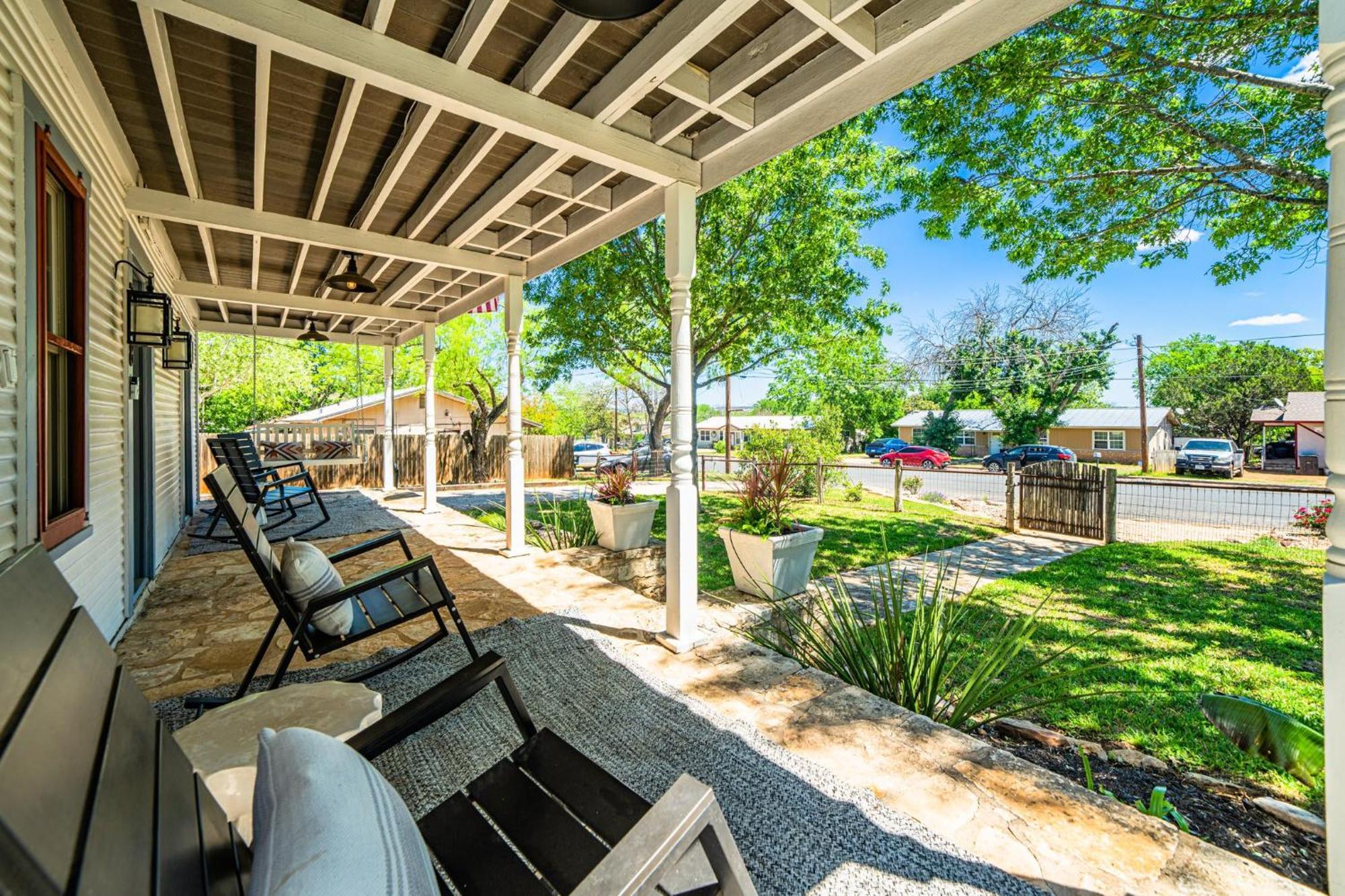 Villa Katarina Haus - Hot Tub & Fire Pit Fredericksburg Exterior foto