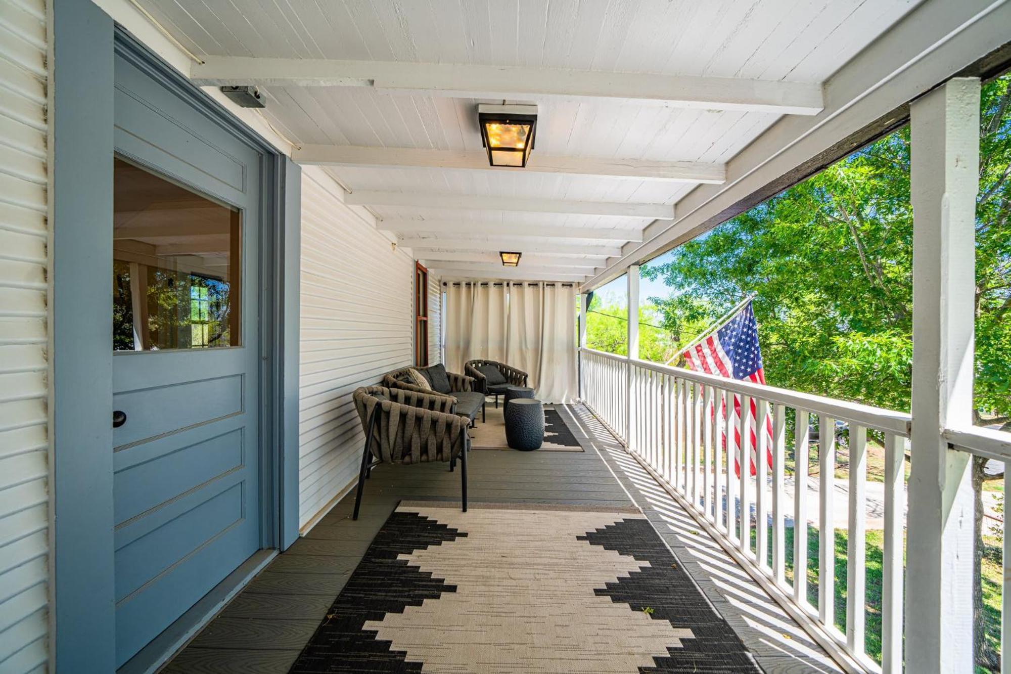 Villa Katarina Haus - Hot Tub & Fire Pit Fredericksburg Exterior foto